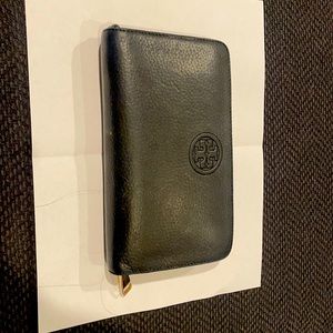 Tory Burch full size wallet
